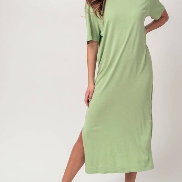 Split Hem Shirt Dress - Picture 3 of 4